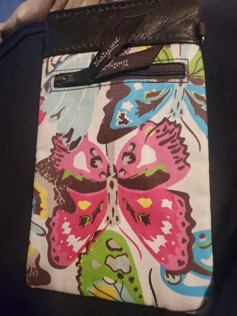 Thirty One Eye Glass Holder
