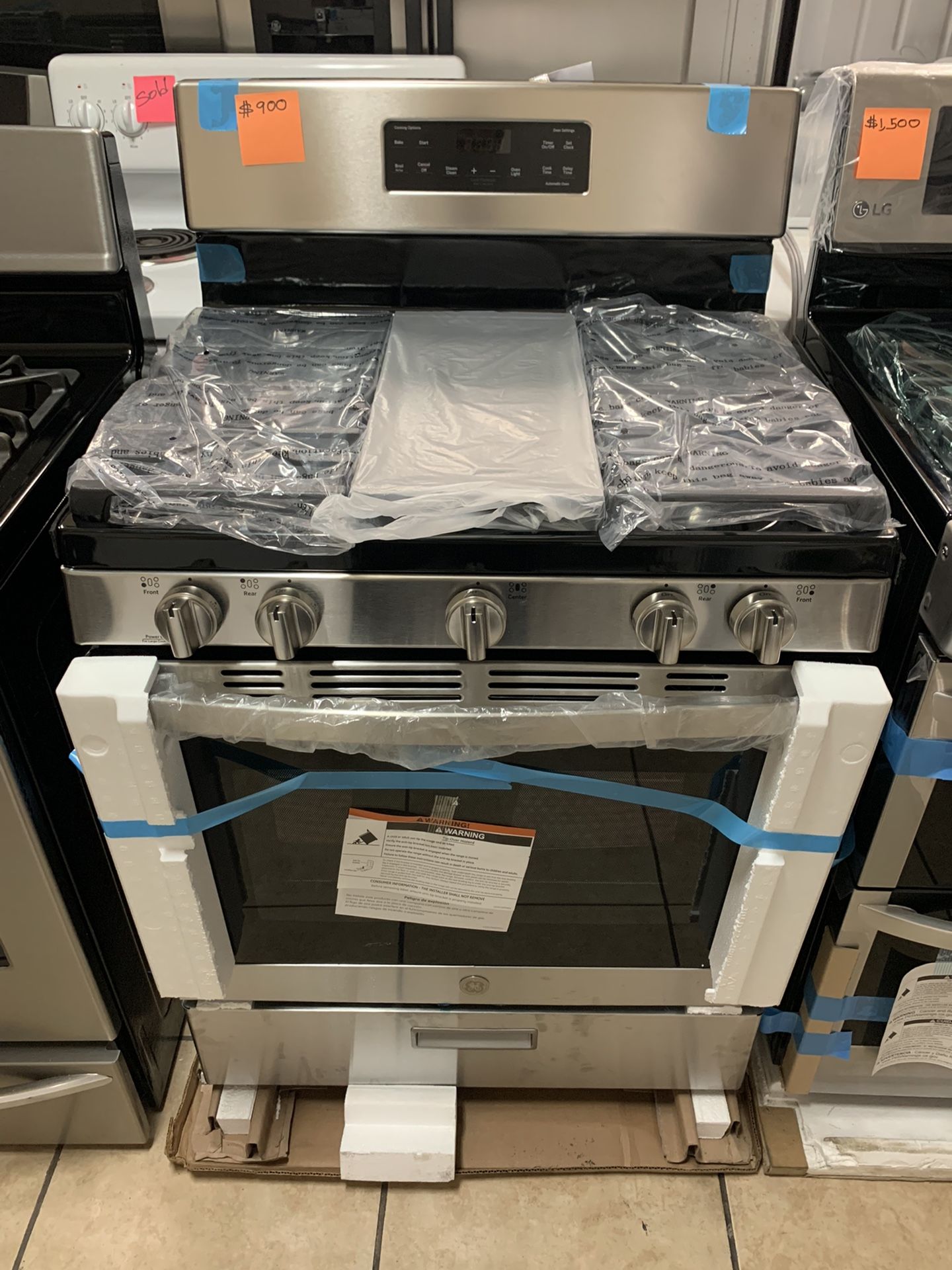 Ge Brand New 5 Burners Self Clean