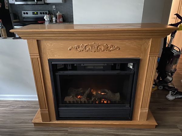Cherrywood Electric Fireplace with crackling sound for Sale in Highland