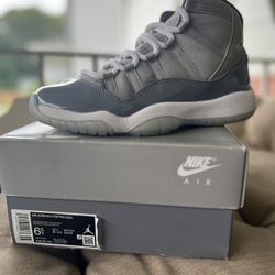 Cool Grey Air Jordan 11 Retro (also known as the AJ11).