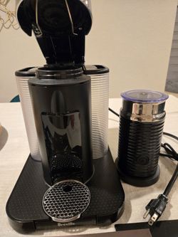 Nespresso Vertuo w/ frother