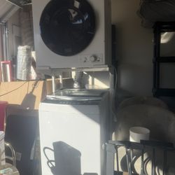 BLACK AND DECKER portable washer and dryer with rack 