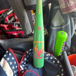 Easton Hype Fire T-ball