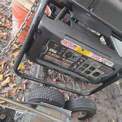 Predator 3,200/4,000 Generator 