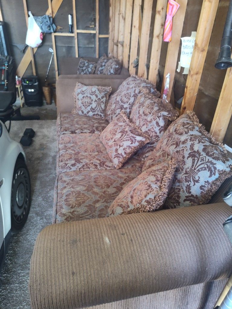 Couch Set