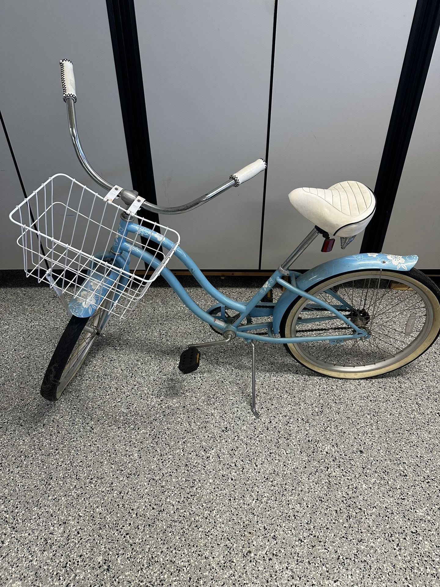 Beach Cruiser Bike