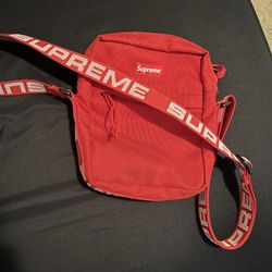 Supreme Shoulder Bag (SS18) Red 