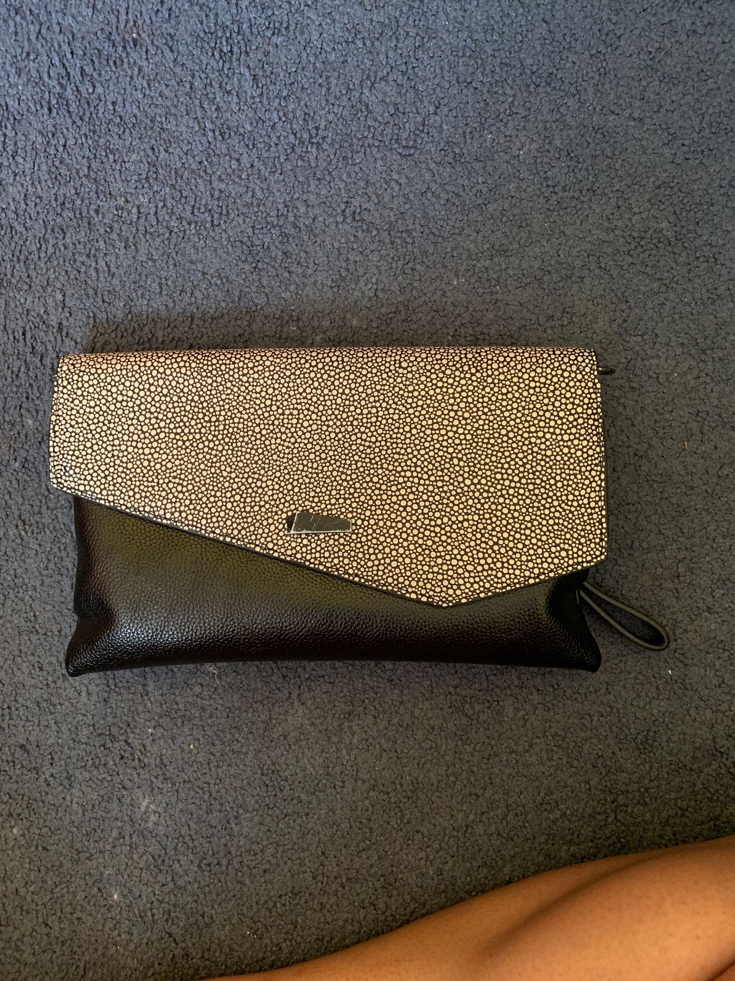 Composition clutch