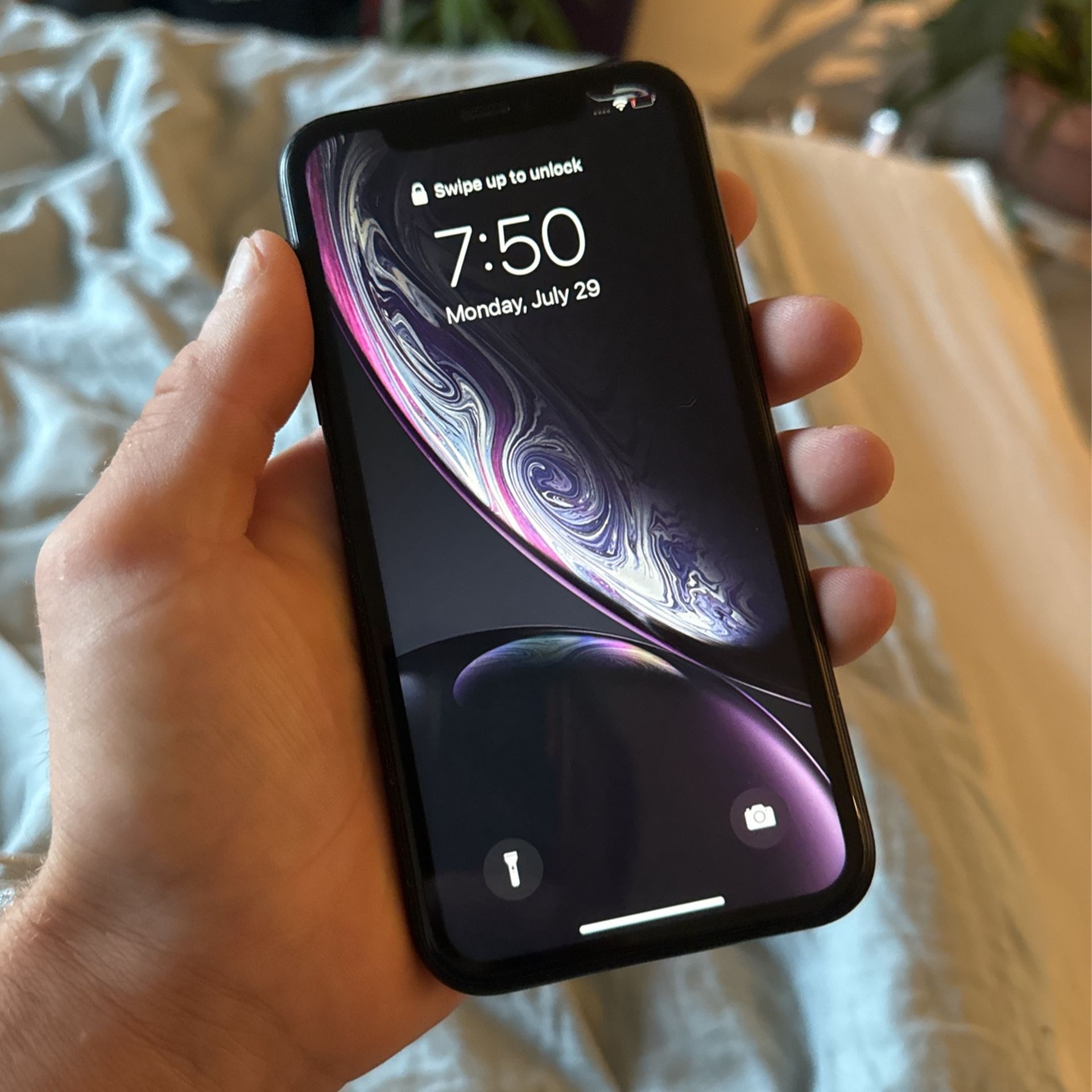 Apple iPhone XR 128gb $150 OBO