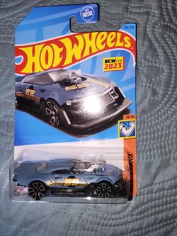 Hot Wheels 2023 Muscle Mania 10/10 Die-Cast Car