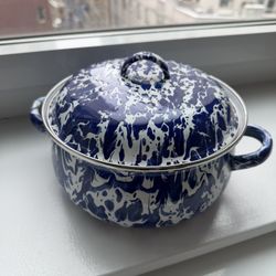 Dutch Oven (Brand New!)