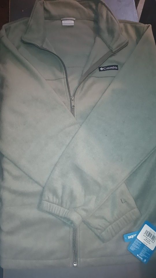 Columbia Sweater 