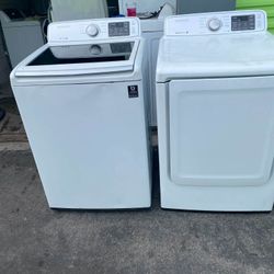 SAMSUNG WHITE TOP LOAD WASHER AND GAS DRYER SET 