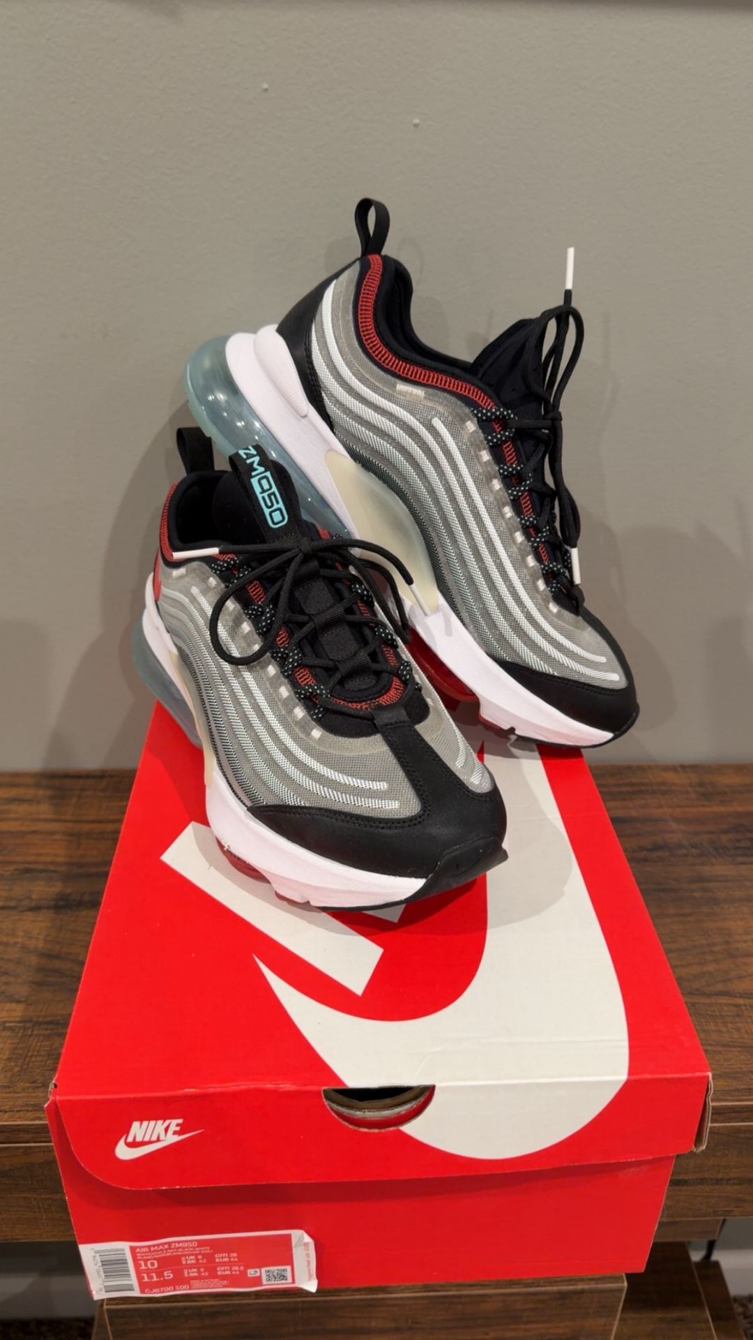 Nike Air Max Zoom 950 'White Chile Red' (Mens 10)