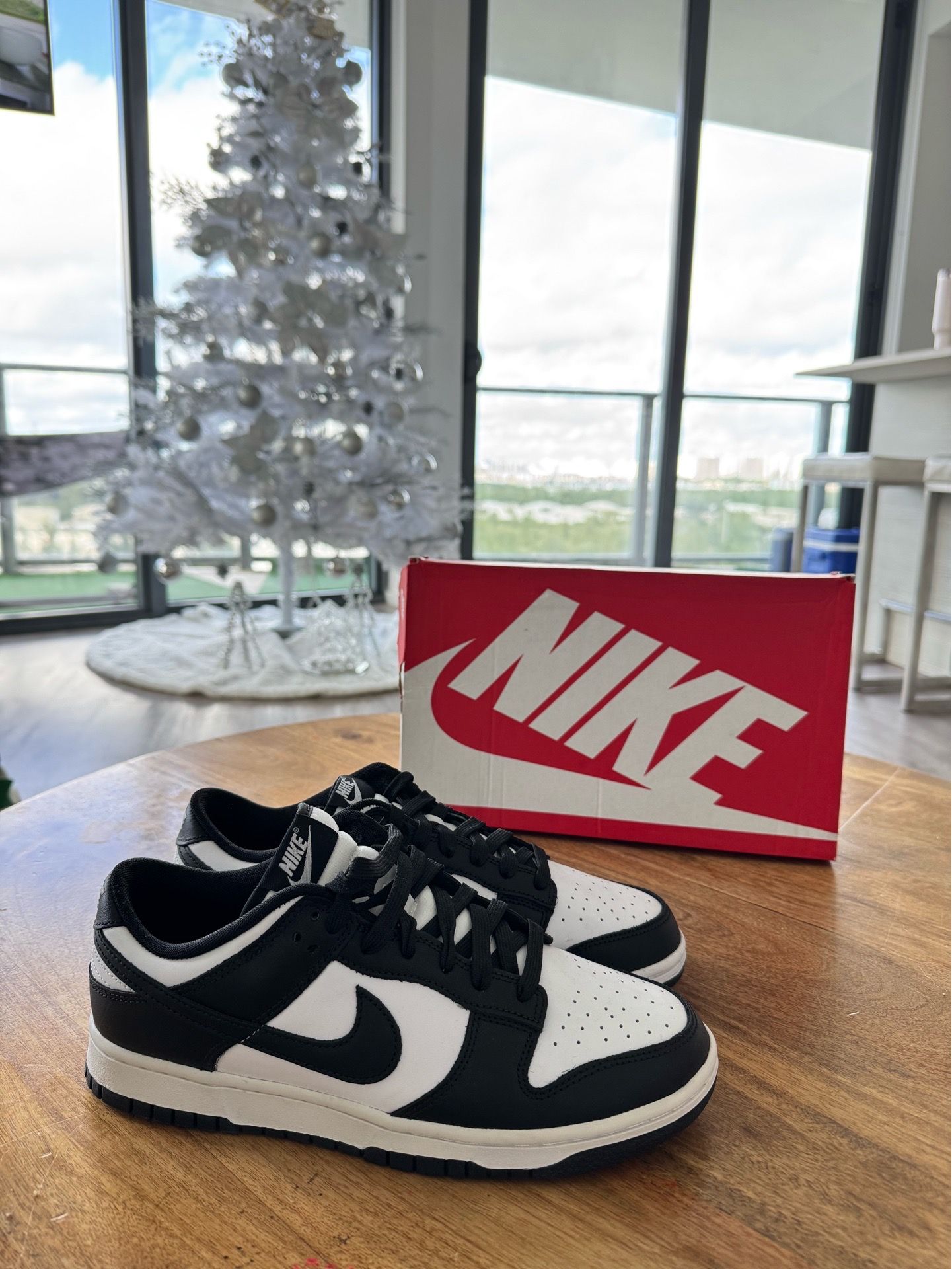 Nike dunk low panda 6.5 & 9.5 Deadstock