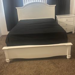 Full Bed Frame 