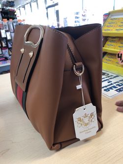 HANDBAG REPUBLIC CLASSIC LADIES PURSE for Sale in Bloomington CA
