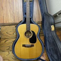 Lyle Acoustic Guitar
