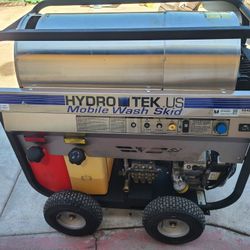 Pressure Washer Hydrotek 190 hours of work