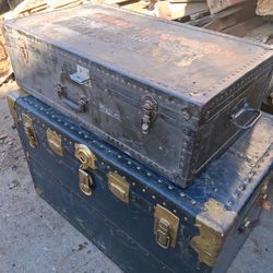 Vintage Army Trunk