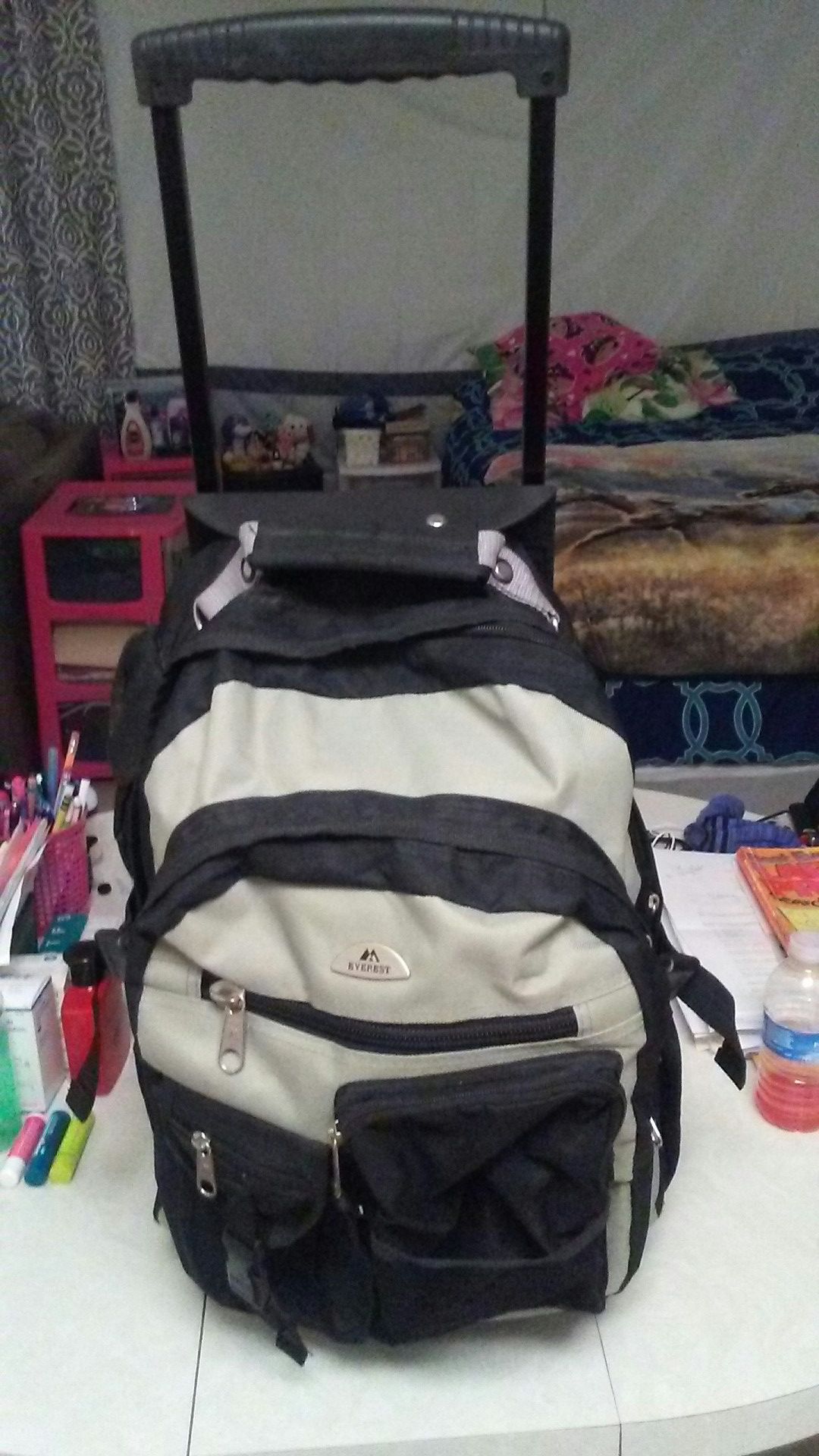 Back pack. With wheels and Handle