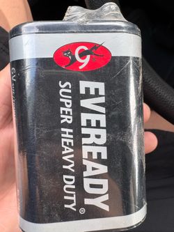 Eveready 1209 6 Volt Super Heavy Duty Lantern Battery Each