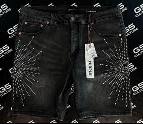 Purple jean short size 36