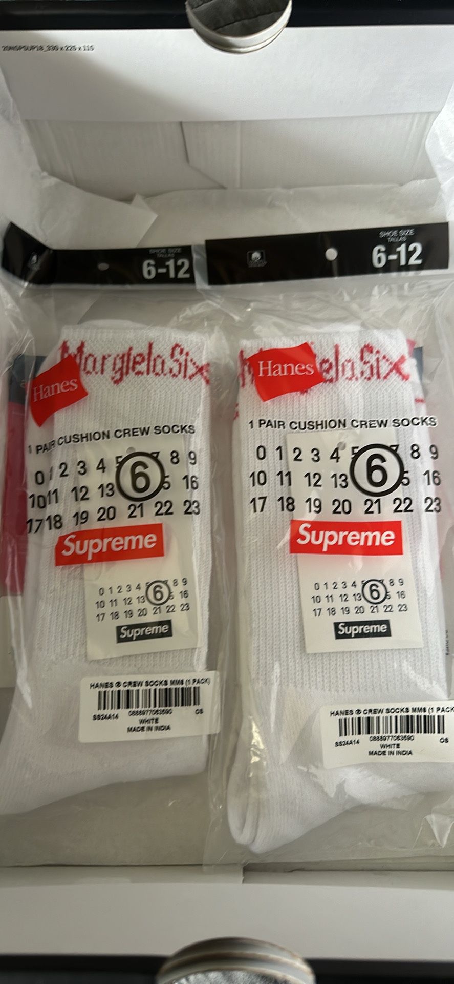 Supreme X Maison Margelia Socks 2 Pairs