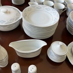 Fine china dinner ware set accepting reasonable offers