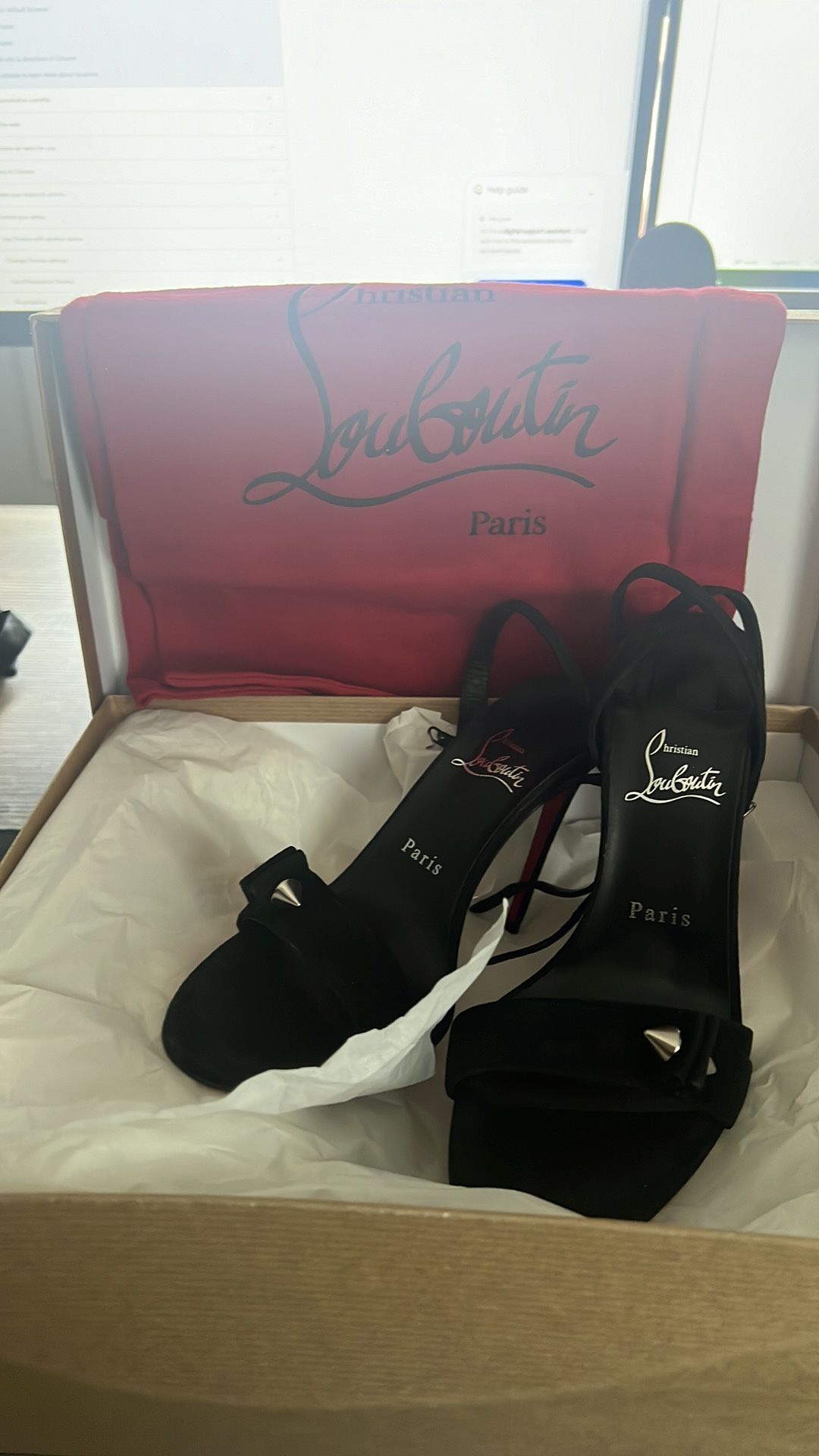 Christian Louboutin Umberta 39