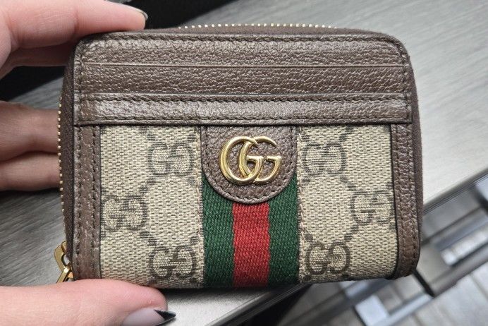 EXCELLENT condition Authentic Gucci Wallet