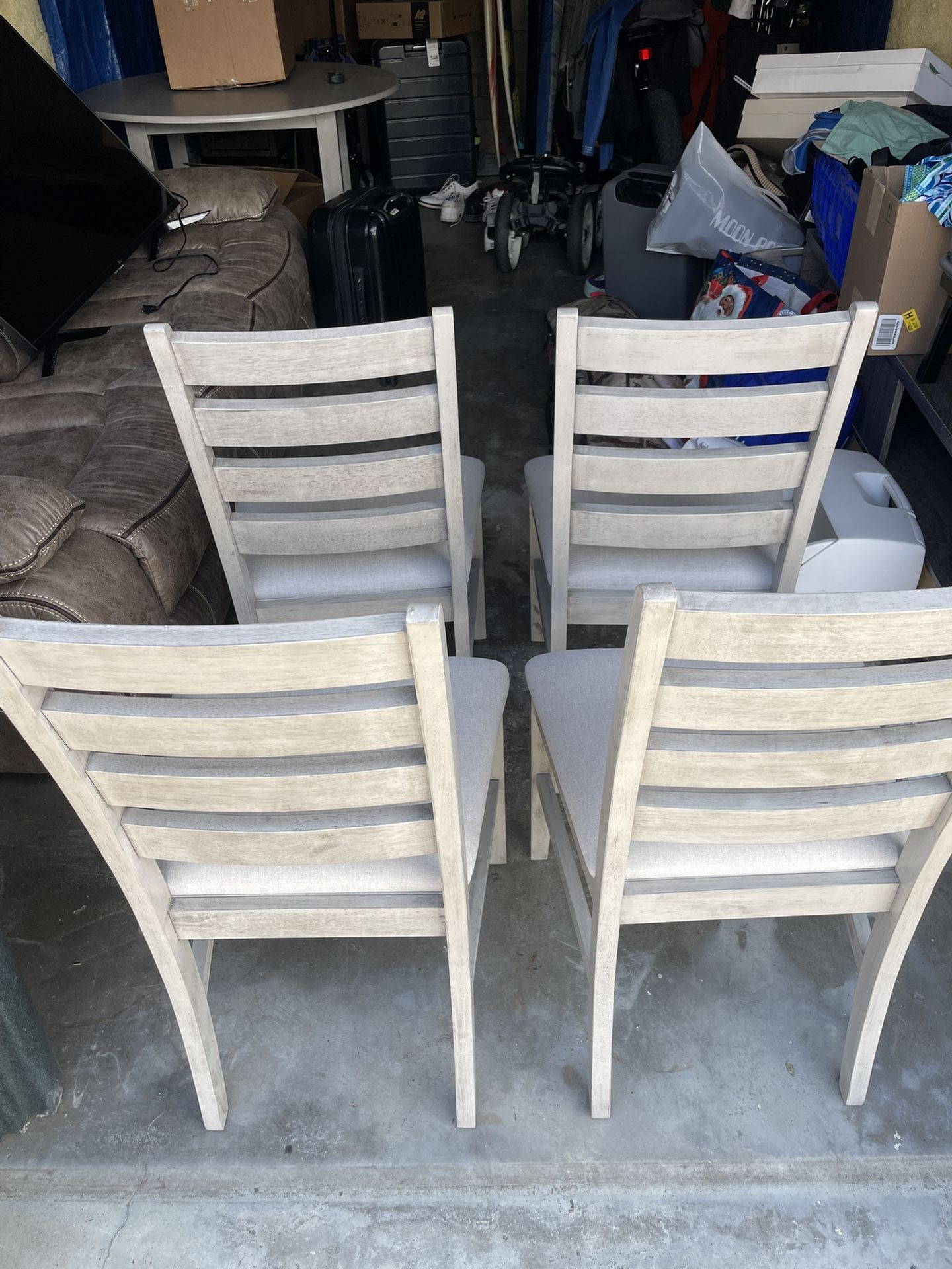 Kitchen table chairs