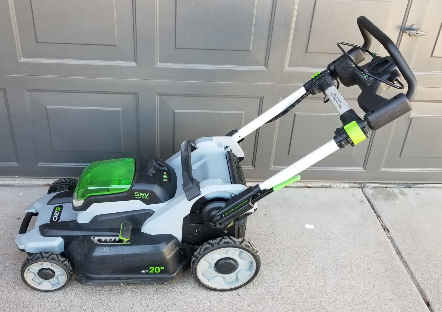 EGO 20 inch 56 volt cordless lawn mower / mower only...