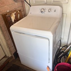 Electric Dryer G.E.