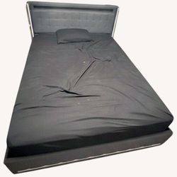 Dark Gray Full Bed
