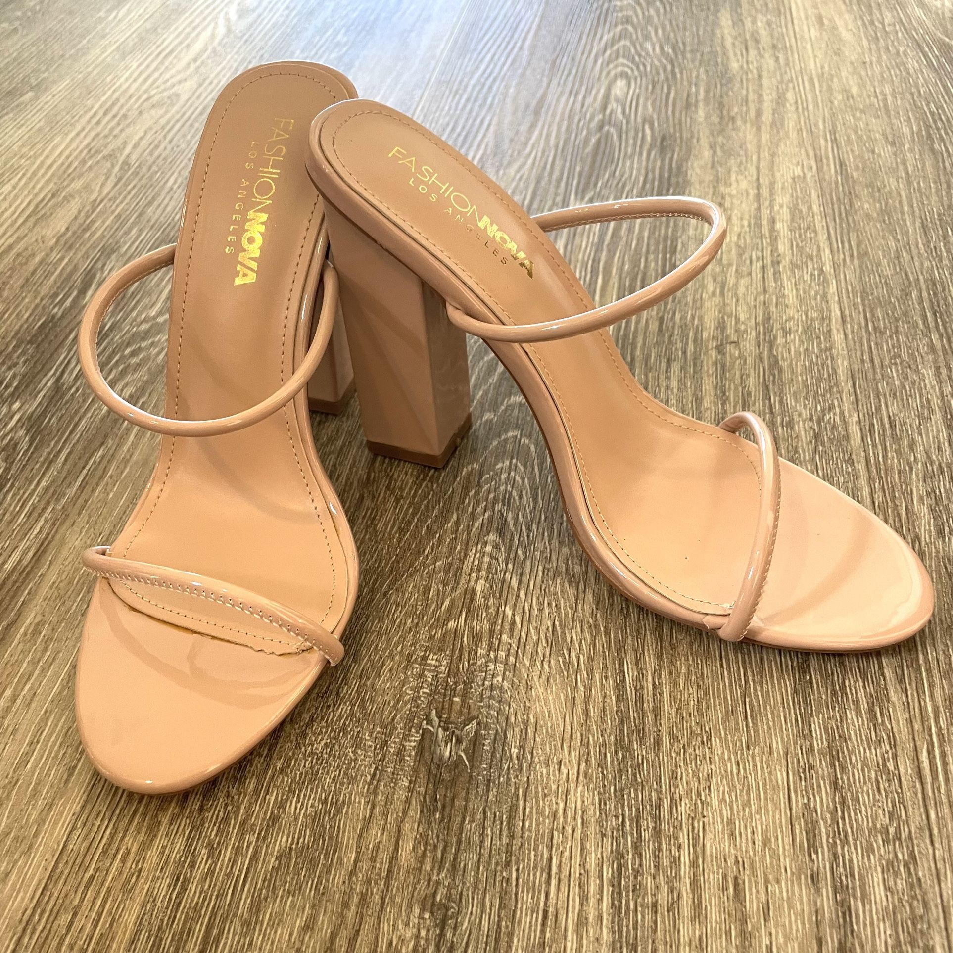 Fashion nova Kelly High Heeled Beige Sandals