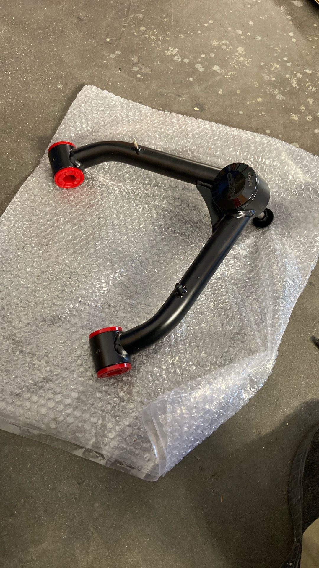 99-06 Silverado 2WD Upper Arms New