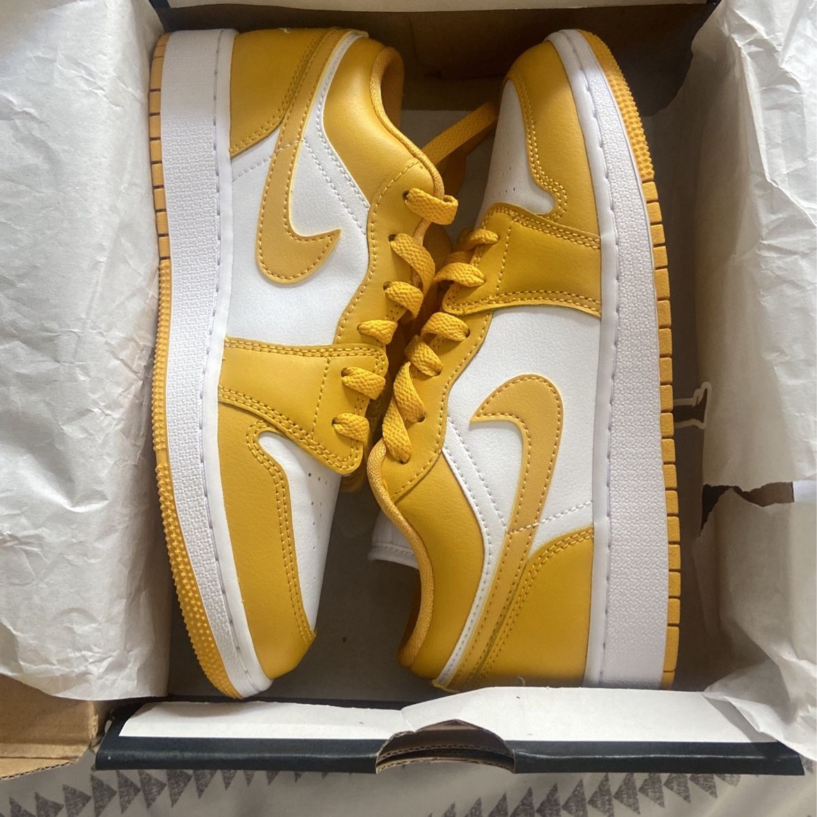 Air Jordan 1 Low (GS)