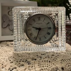 WATERFORD CRYSTAL Classic Lismore Diamond Cut Roman Numeral Clock. New Battery