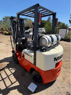 Nissan Forklift 5,000 3 Stage Side Shift