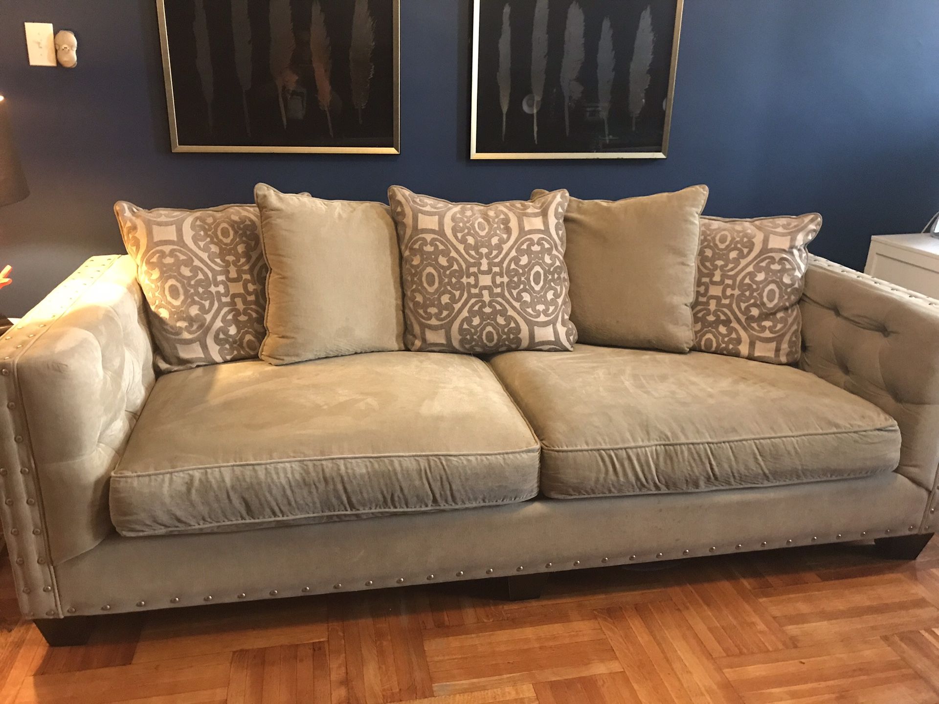 Cindy Crawford Raymour Flanigan Calista Collection 93” sofa