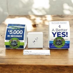 MTJV3LL/A Apple AirPods Pro 2 with 2yr warranty floor model 