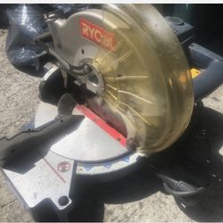 RYOBI MITIR SAW