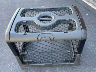 🐶 Diggs Revol Collapsible Dog Crate (Small - Black) – Clean & Sanitized! 🐾
