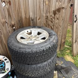 Truck Tires 