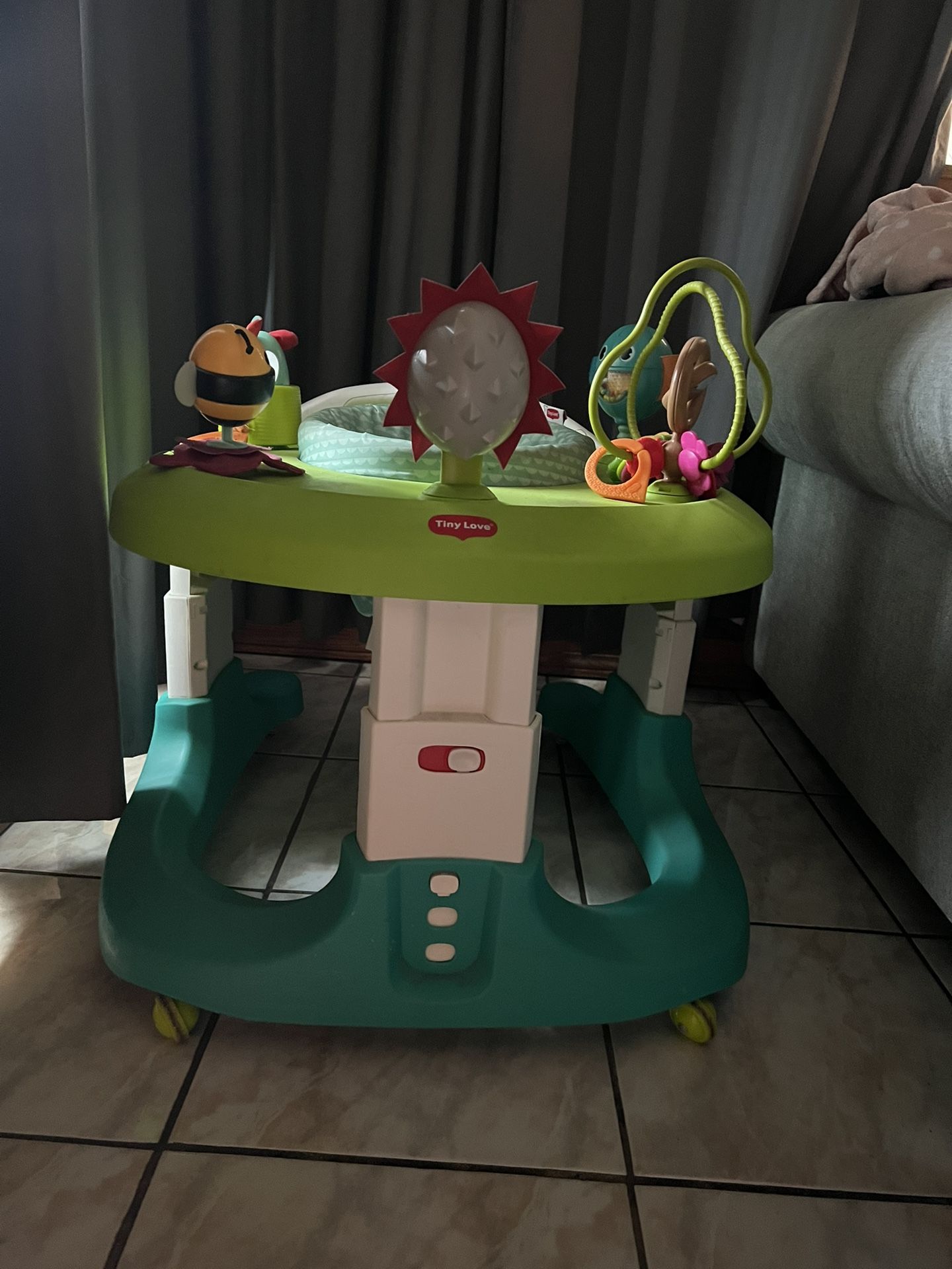 baby walker