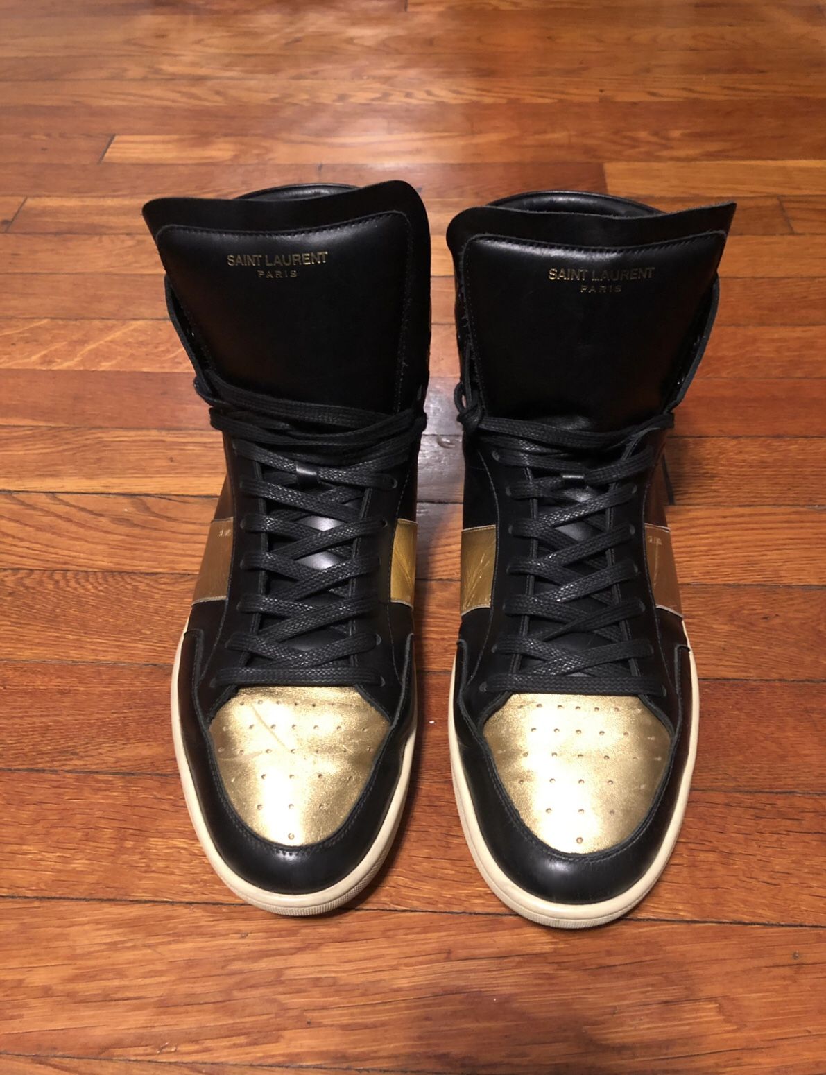 Men’s Saint Laurent sneakers paid $695 size 12 authentic with Box! Good condition originally purchased a Saks