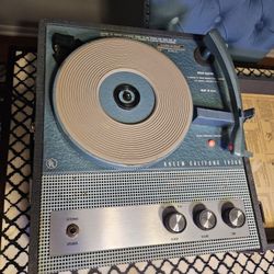 Vintage Rheem Califone 1430B Portable Record Player Turntable with Case