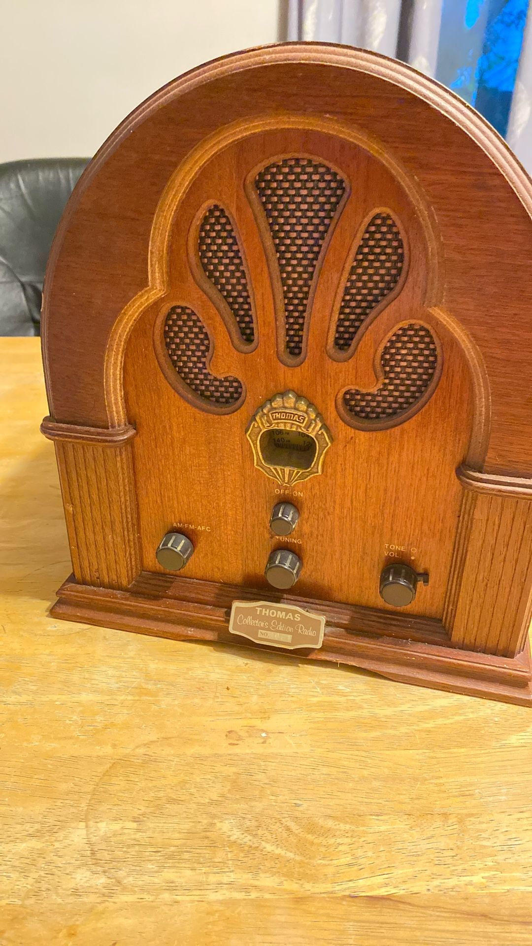 Thomas Collectors Radio 1986