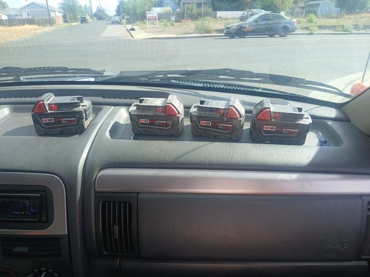 5.0 Miluakee Batteries